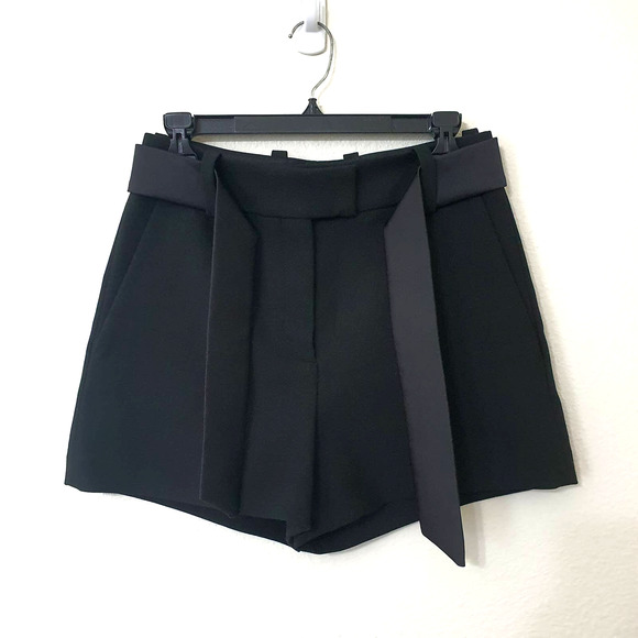 Maje Black Paris Belted Flat Front Shorts Women's Size M - Picture 2 of 11